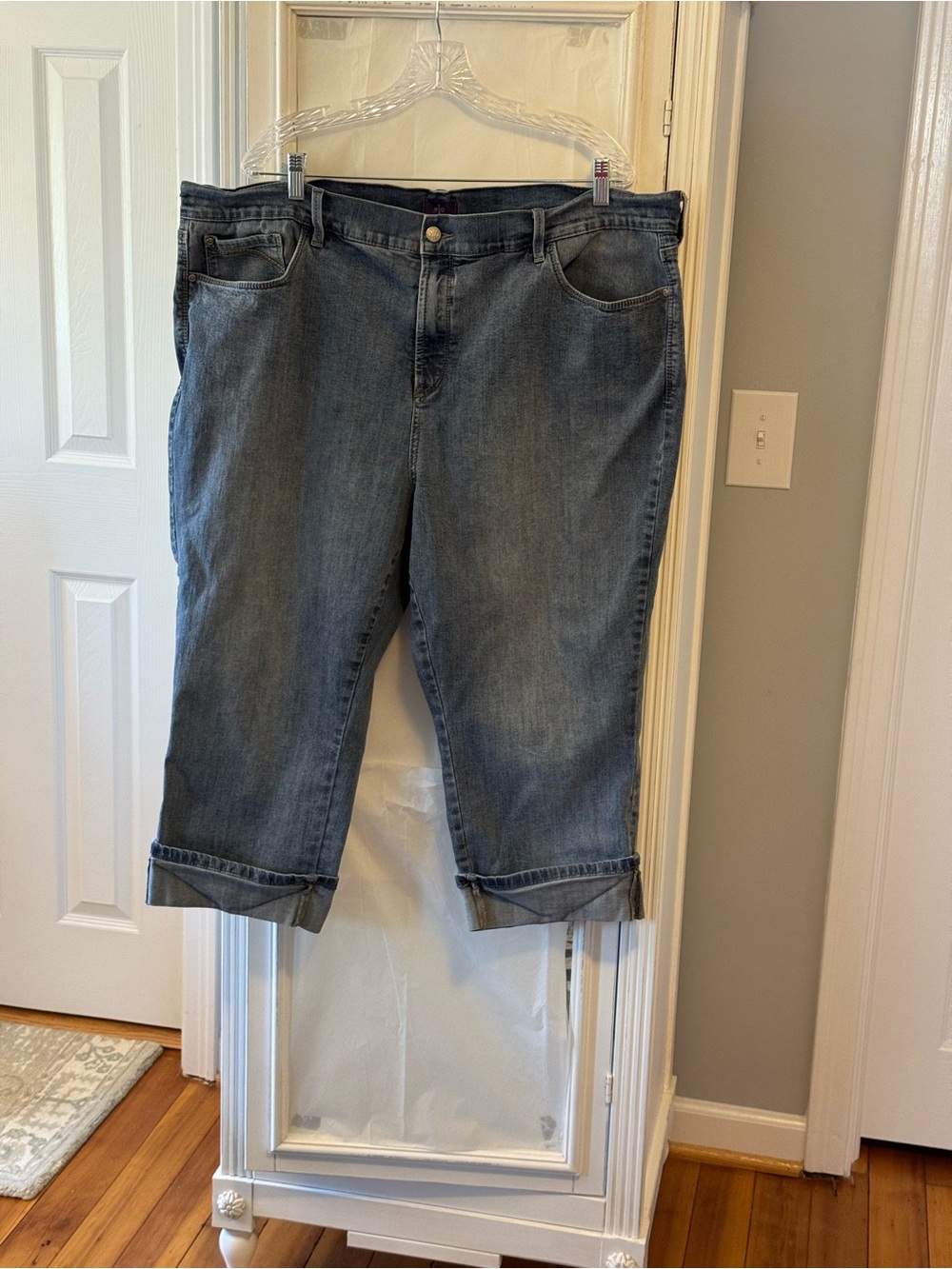 NYDJ Women's Medium Wash Cropped Roll-Cuff Jeans Size 24W